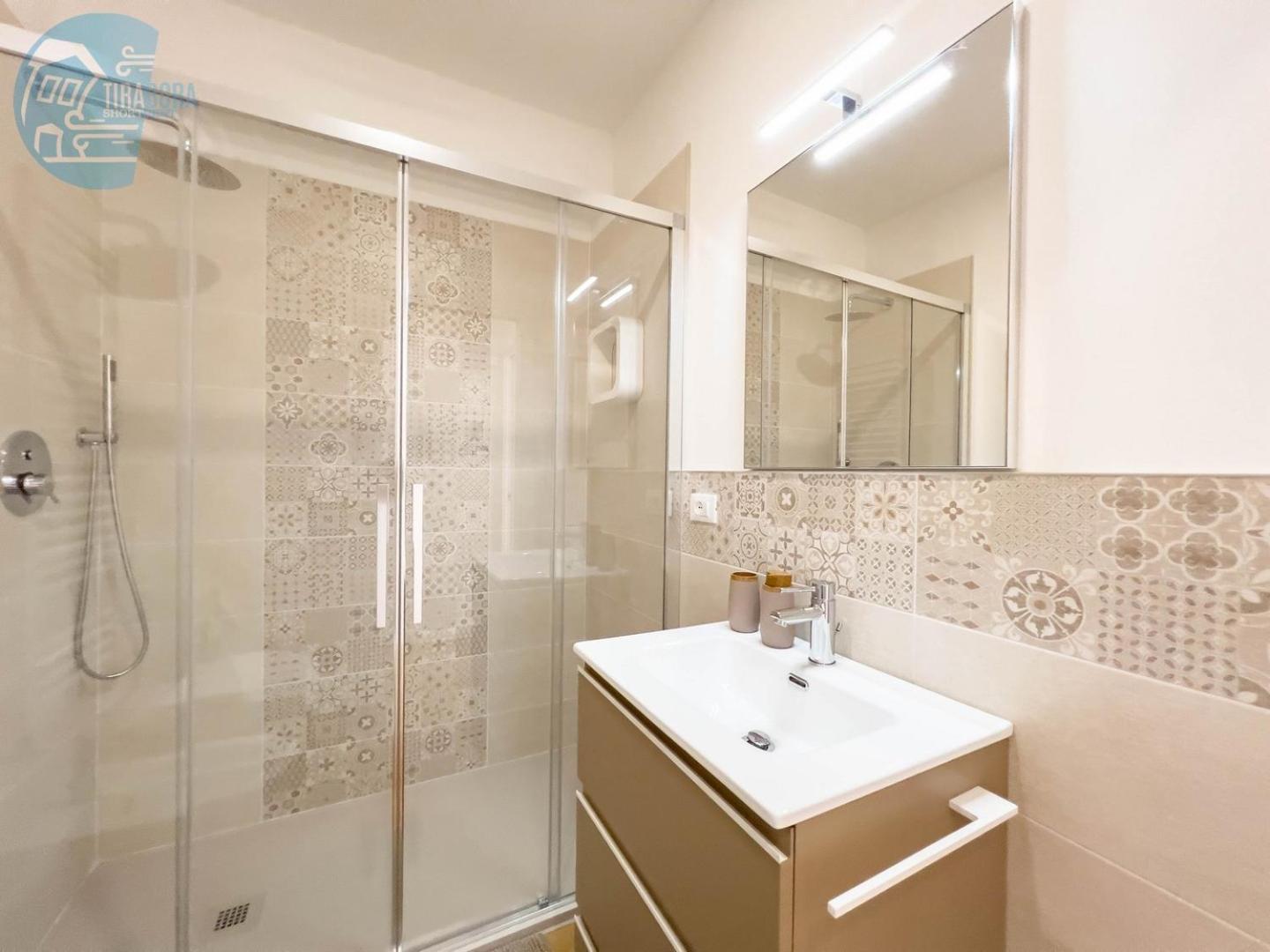 Cassa Di Risparmio 11 Tirabora Short Rent 的里雅斯特 外观 照片