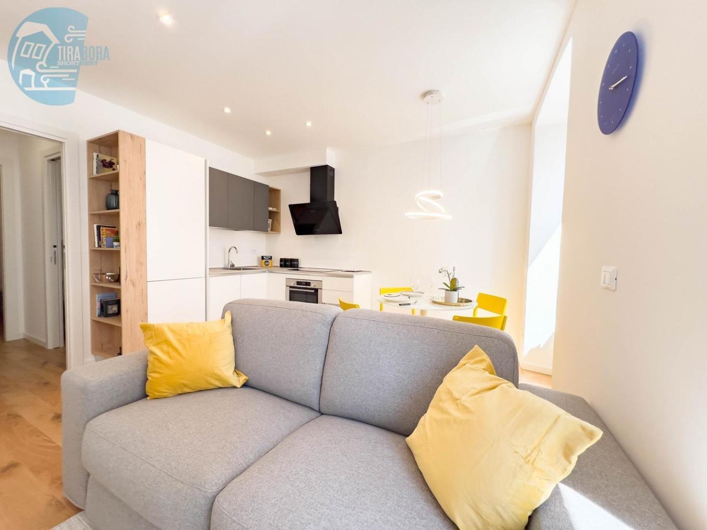 Cassa Di Risparmio 11 Tirabora Short Rent 的里雅斯特 外观 照片
